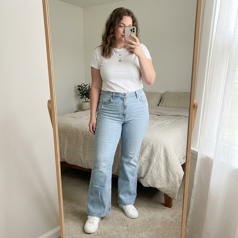 Abercrombie & Fitch Womens The Vintage Flare Jeans 33 16R Light Wash High Rise
